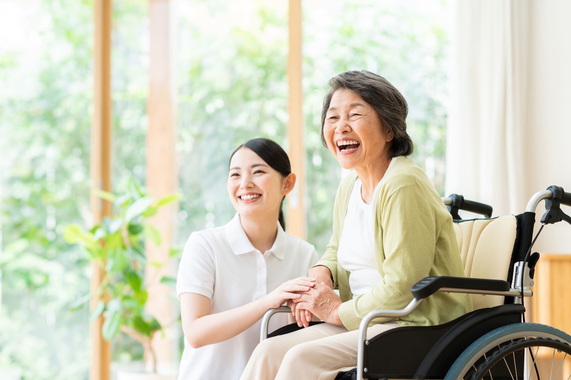 児童保育・介護福祉事業